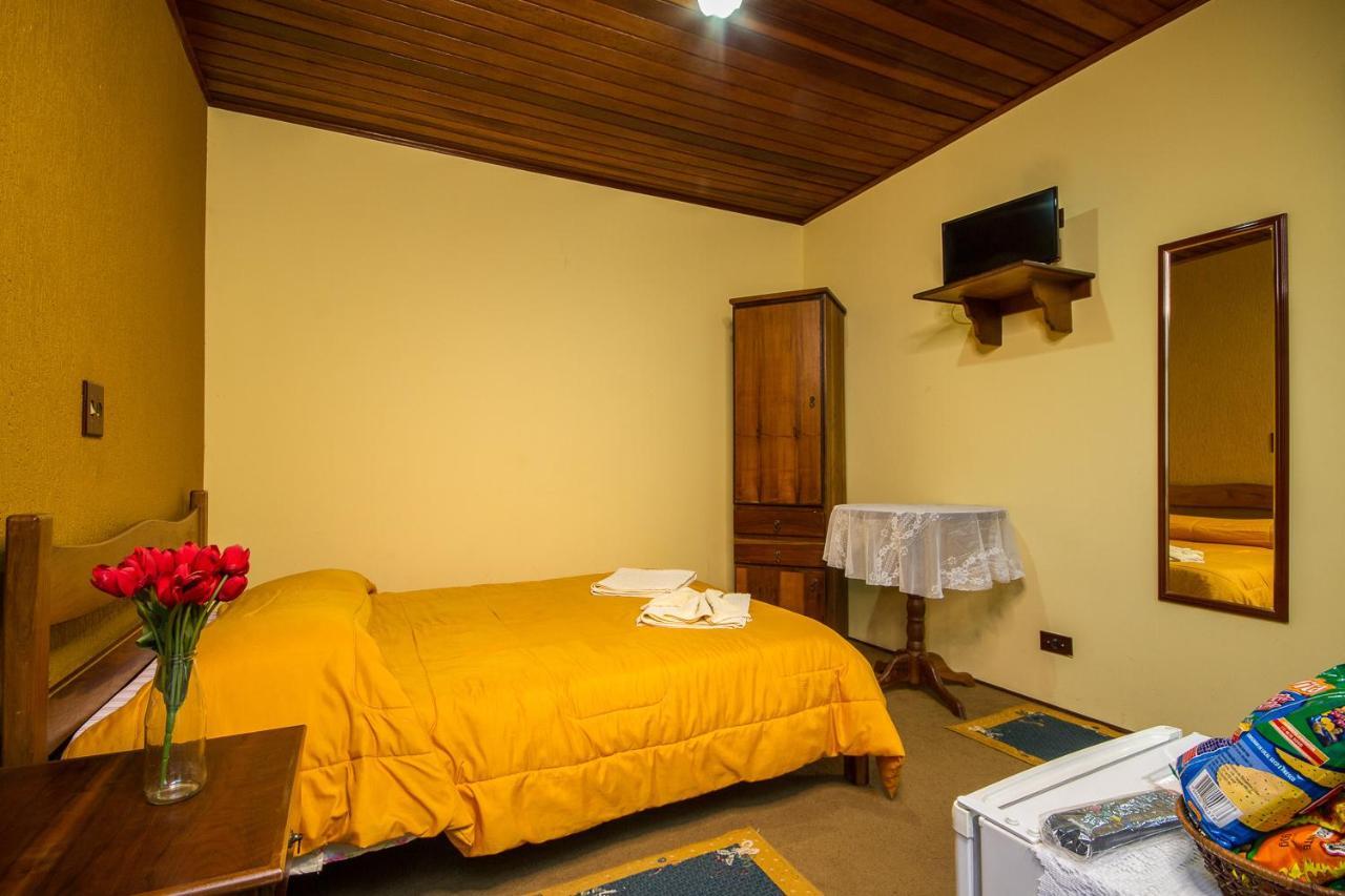 Hotel Cristo Redentor 2*